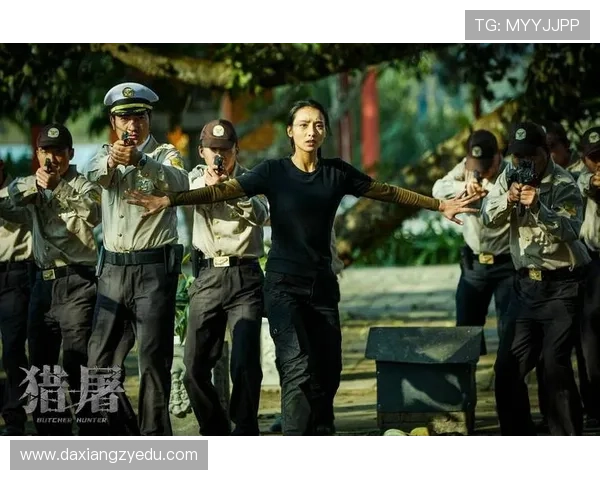 《追捕》：一场跌宕起伏的猫鼠游戏，烧脑剧情与人性深渊的极致碰撞