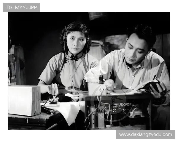 《苦菜花》:一部史诗,一部传奇,一部关于坚韧与希望的永恒赞歌 《苦菜花》:一部史诗,一部传奇,一部关于坚韧与希望的永恒赞歌